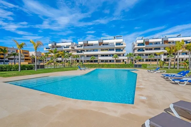 Apartamento en Orihuela Costa – ¡A solo minutos de la playa! 🏖️ — 23