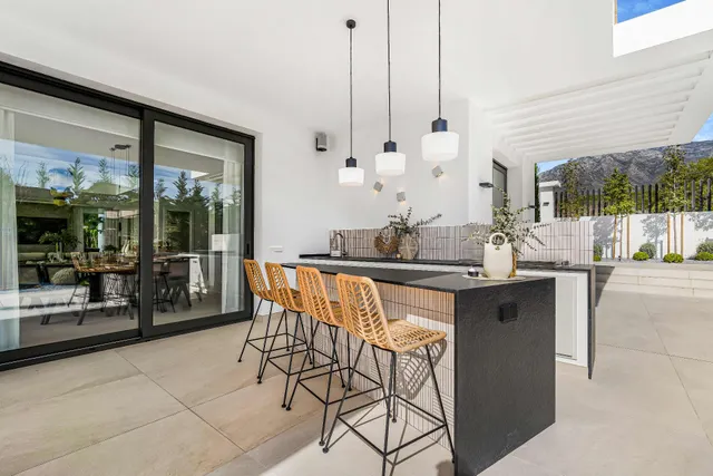 Contemporanea villa en Milla de Oro, Marbella — 40