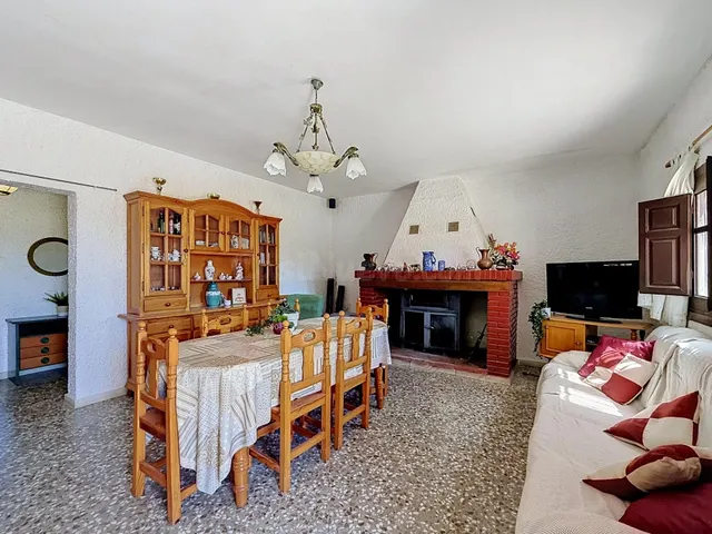 Gran cortijo familiar en Tabernas: 153m2 de vivienda, 4 dorm - foto 2
