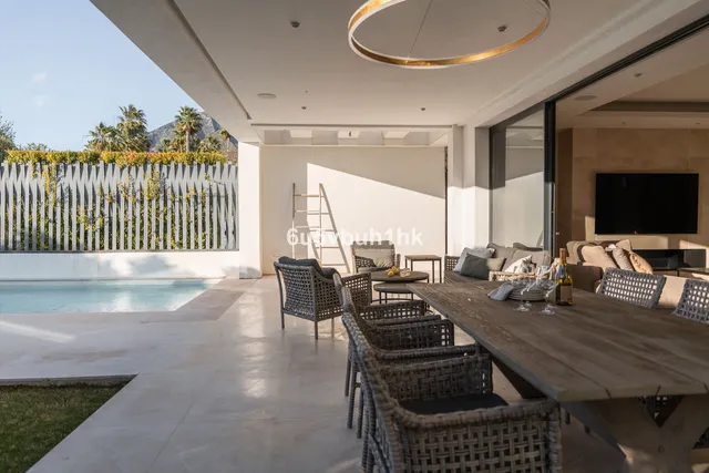 Chalet 6 habitaciones 476m² en venta - Marbella — 12