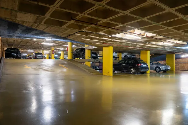 Parking de moto 3m² en alquiler - Barcelona — 18