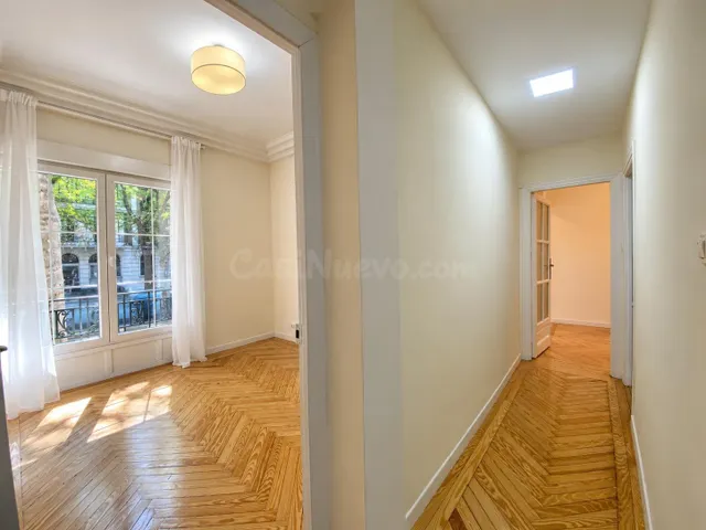 Piso de techos altos a dos pasos del Parque del Oeste - foto 4