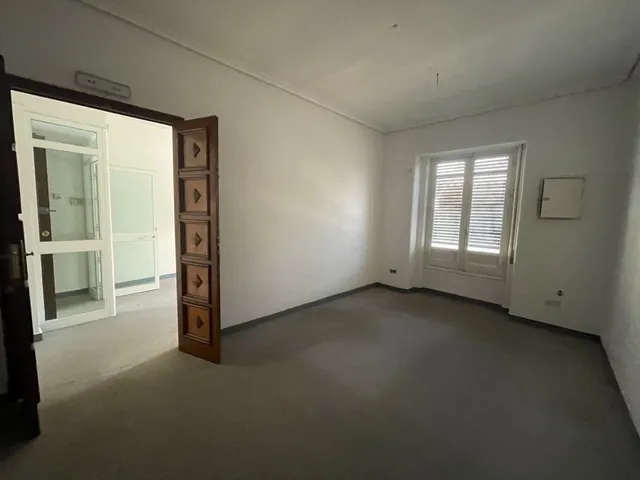 MAGNÍFICO PISO EN EDIFICIO SEÑORIAL EN PLENO CENTRO DE CORDOBA CAPITAL — 18