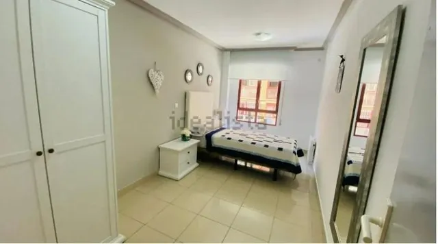 ALQUILER DE LINDA VIVIENDA REFORMADA ZONA ALTOZANO CON TERRAZA — 21