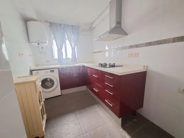 VIVIENDA DE 3 habitaciones EN BUENA ZONA DE CATARROJA LISTA  - foto 4