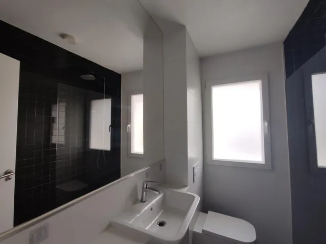 Inmobiliaria Garcia Delgado vende Junto al PTS y Estadio de los Carmenes — 18