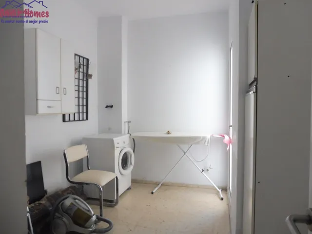 AMPLIA VIVIENDA SEÑORIAL ZONA BAHIA BLANCA — 25