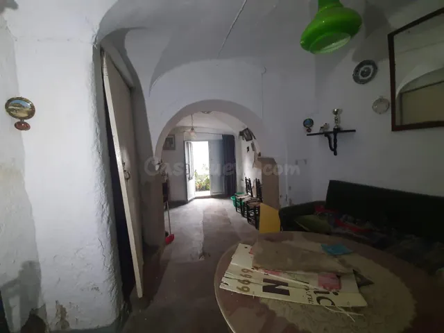 CASA PARA REFORMAR EN MONTANCHEZ - foto 2