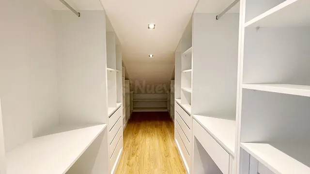 ¡EN ALQUILER PARA ESTUDIANTES! habitaciones EN CHALET CON REFORMA RECIENTE EN VILLANUEVA DE LA CAÑADA. — 40
