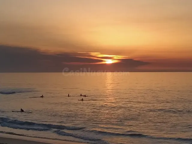 Casa para restaurar con huerta cerca de la playa de As Furnas. — 23