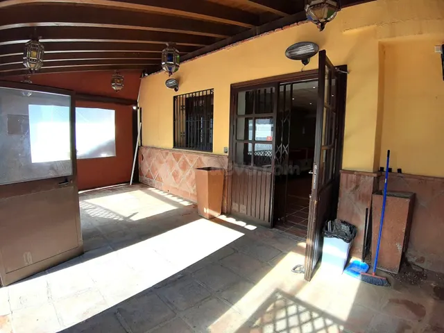 Amplio Local Comercial de 600 m2 en Ubicación Estratégica de - foto 2