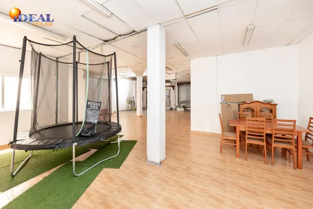 Venta de local de 171 m2 en Armilla (Granada) — 12