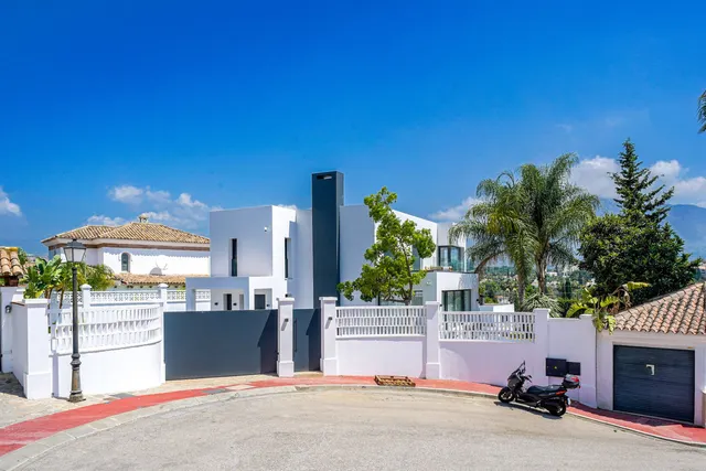 Chalet 5 habitaciones 465m² en venta - Marbella — 11