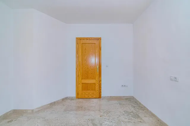 PISO DE 2 DORMITORIOS CON GARAJE Y TRASTERO INCLUIDOS EN CIJUELA — 11