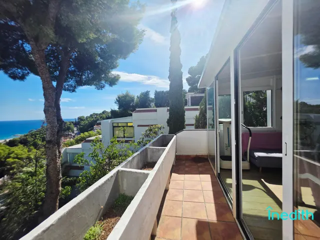 Gran casa en urbanización privada Rat Penat con preciosas vistas — 50
