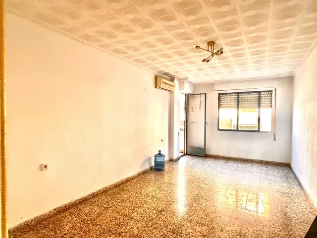 PISO EN VENTA EN JUAN DE LA CUEVA - foto 4