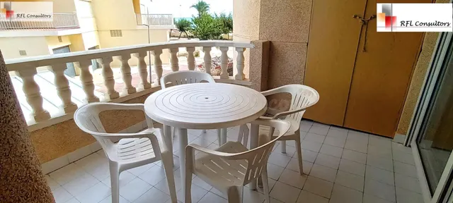 APARTAMENTO EN PRIMERA LINEA DE PLAYA - foto 4