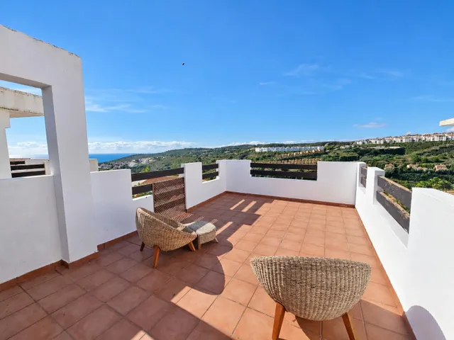 Apartamento con vistas al mar, varias terrazas – Vistalmar Duquesa Norte — 6