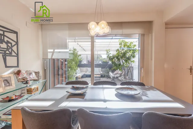 Espacio, confort y calidad: magnífica vivienda unifamiliar adosada — 9