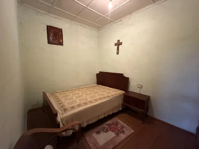 SE VENDE CASA CON PARCELA EN SANDIAS. — 28