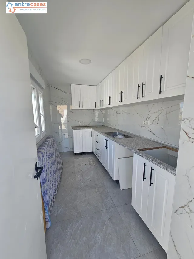Casa Tipo Dúplex 4 habitaciones 328m² en venta - 3 de Abril — 26