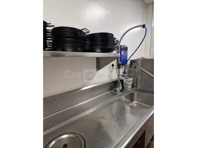 Local comercial en Alquiler en Sant Feliu De Guixols Girona - foto 4