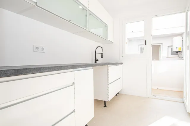 ¡Exclusiva planta baja de obra nueva ideal para familias en Palma de Mallorca! — 10
