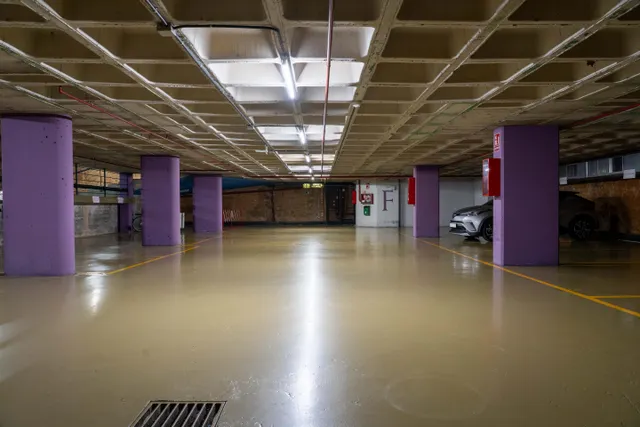 Parking 8m² en alquiler - Barcelona — 23