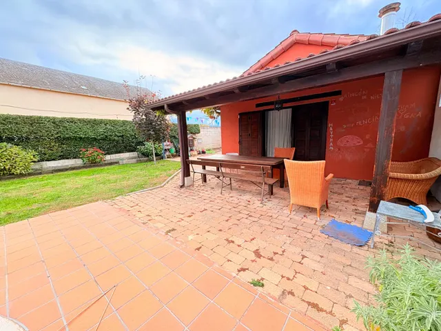 Casa con piscina — 25