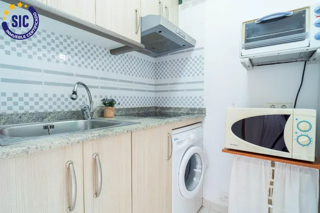 Coqueto apartamento lateral en primera línea en Playa Morro de Gos — 23