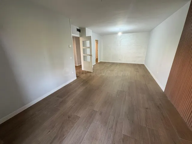 Piso 4 habitaciones 159m² en alquiler - Adelfas