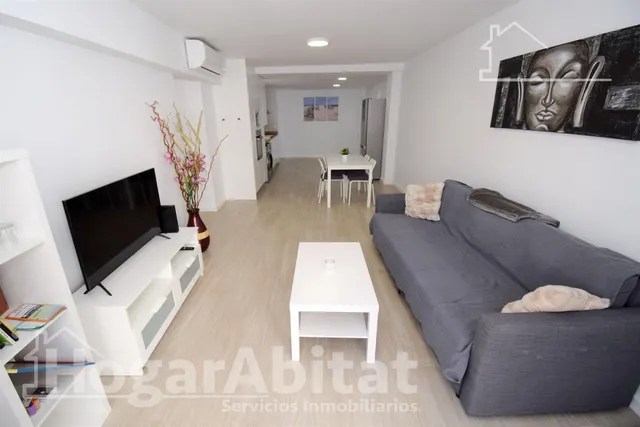 PRECIOSO ÁTICO REFORMADO Y TOTALMENTE EXTERIOR Y CON VISTAS AL PUERTO — 13