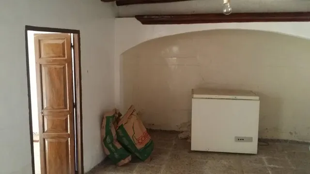 CASA PARA REFORMAR — 2