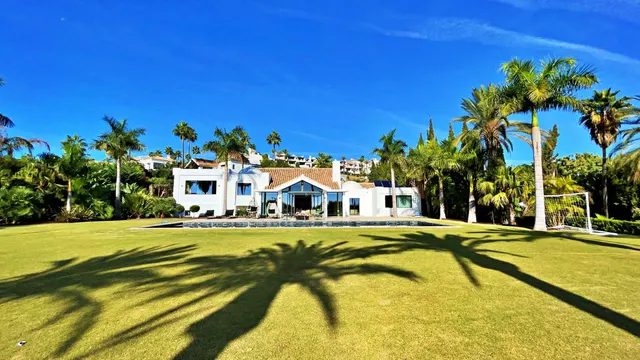 Chalet 5 habitaciones 639m² en venta - Costa del Sol — 6