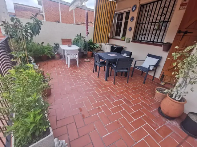Piso de 3 habitaciones con ascensor en el centro de Cornellà — 18