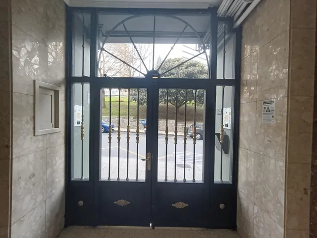 Acogedor piso en Oviedo, zona Santo Domingo-El Campillín — 26