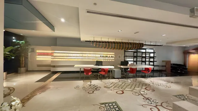 Local comercial 241m² en venta - Vistahermosa — 2