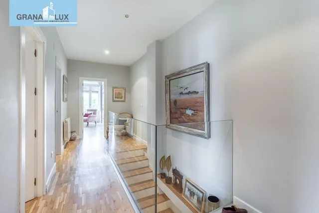 Exclusivo Piso Dúplex en el Corazón de Granada — 24