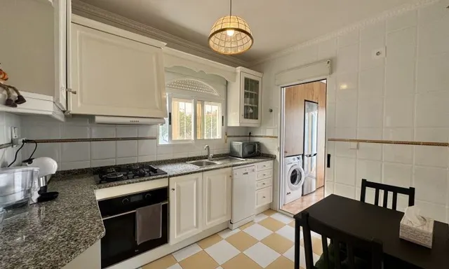 Villa 4 habitaciones 124m² en venta - Parque las naciones — 32