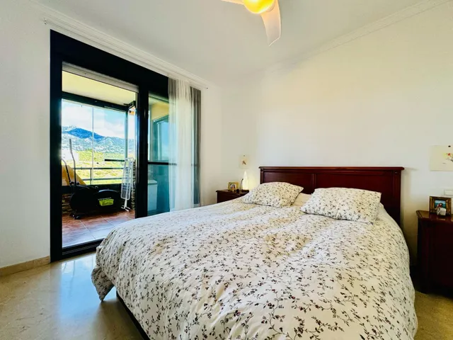 Piso en venta en Calle María de las Mercedes — 22