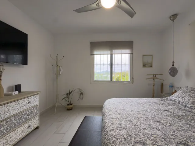 Finca rústica 3 habitaciones 248m² en venta - Costa del Sol — 28