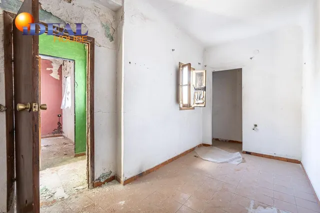 CASA 640 M2 EN CARRETERA DE MURCIA, ALBAYCIN. — 8