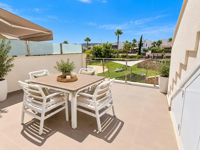 Moderno apartamento con gran terraza y solárium privado en vistabella golf – Orihuela, costa blanca — 9