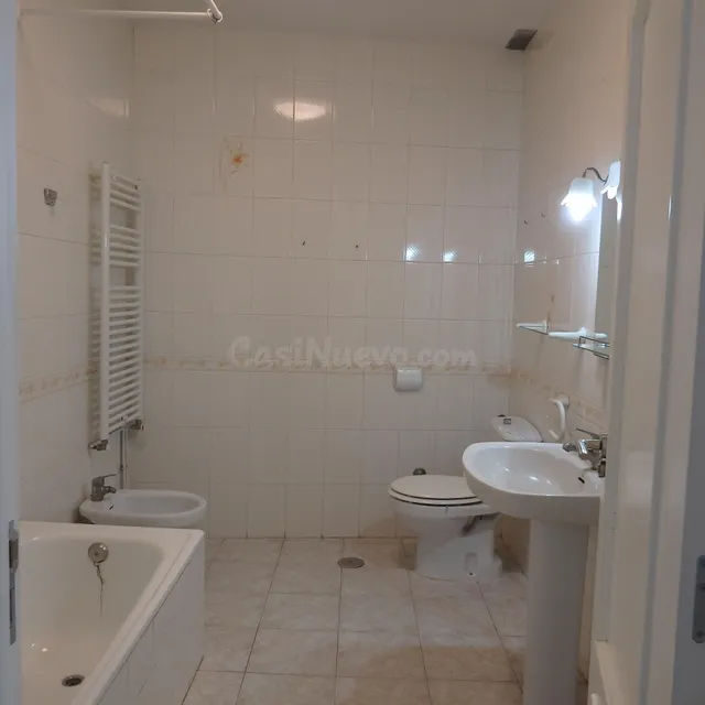Casa con piscina y parcela de 470 m2 en Méntrida | 3 dormito - foto 4