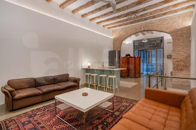 Exclusivo local-vivienda de diseño en el corazón del Barrio 