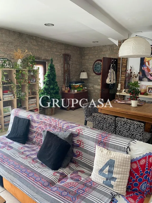 MAGNÍFICA CASA DE PIEDRA TOTALMENTE REFORMADA DE 3 PLANTAS E - foto 5