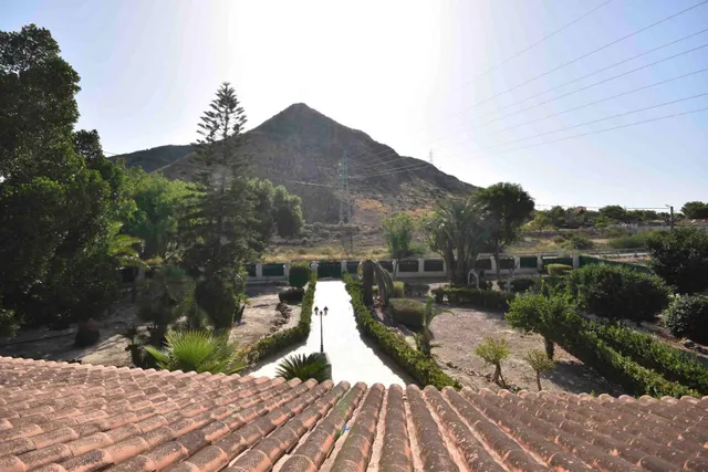 Exclusivo Chalet Independiente con Piscina Privada y Gran Parcela en Callosa de Segura — 10