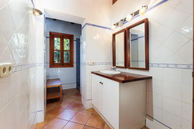 Casa rústica con amplio terreno en Santa Maria del Camí — 14