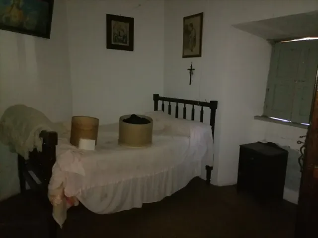 SE VENDE CASA DE PIEDRA PARA REFORMAR  EN CUBILLOS DEL SIL — 15