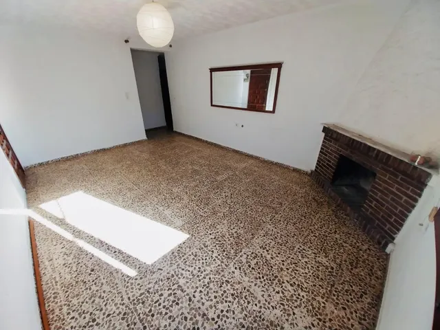 Vivienda con amplia parcela en Costabella — 7
